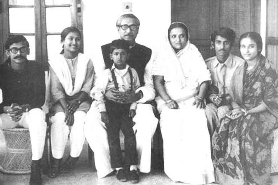Bangabandhu Sheikh Mujibur Rahman with his family