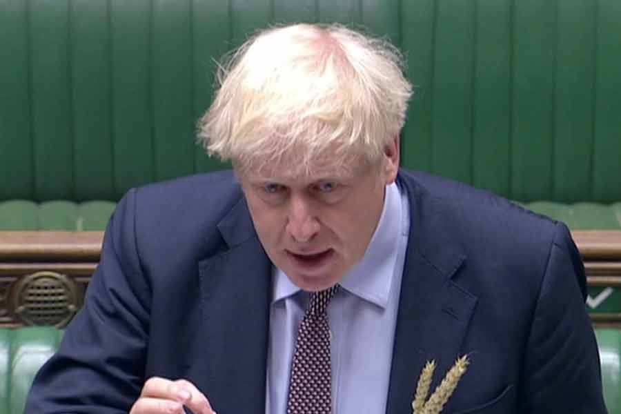 Boris Johnson accuses EU of plotting food blockade