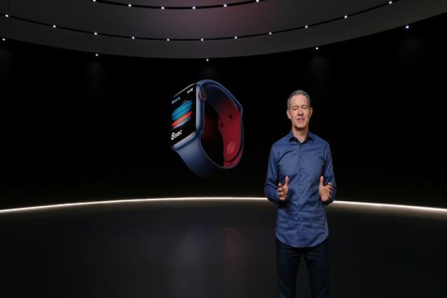 Apple's Chief Operating Officer Jeff Williams unveils Apple Watch Series 6 during a special event at the company's headquarters of Apple Park in a still image from video released in Cupertino, California, U.S. September 15, 2020. Apple Inc/Handout via REUTERS