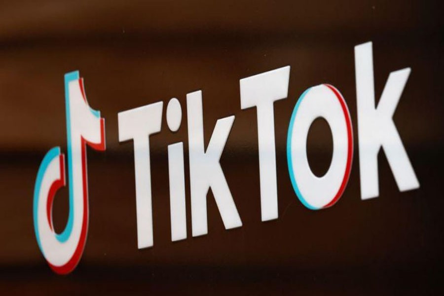 The TikTok logo is pictured outside the company's US head office in Culver City, California, US, Sept 15, 2020. REUTERS/Mike Blake