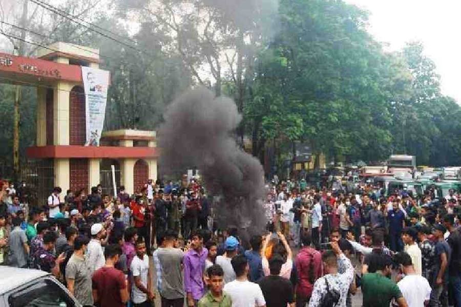 ‘Gang-rape’ in Sylhet MC College dormitory triggers protests