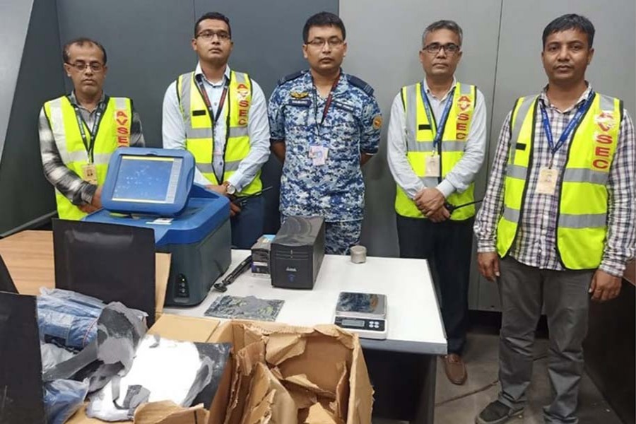 Dhaka customs officials in the second week of September seized over 15 kilogrammes of amphetamine powder from a flight of Biman at Hazrat Shahjalal International Airport in Dhaka 	– Collected Photo