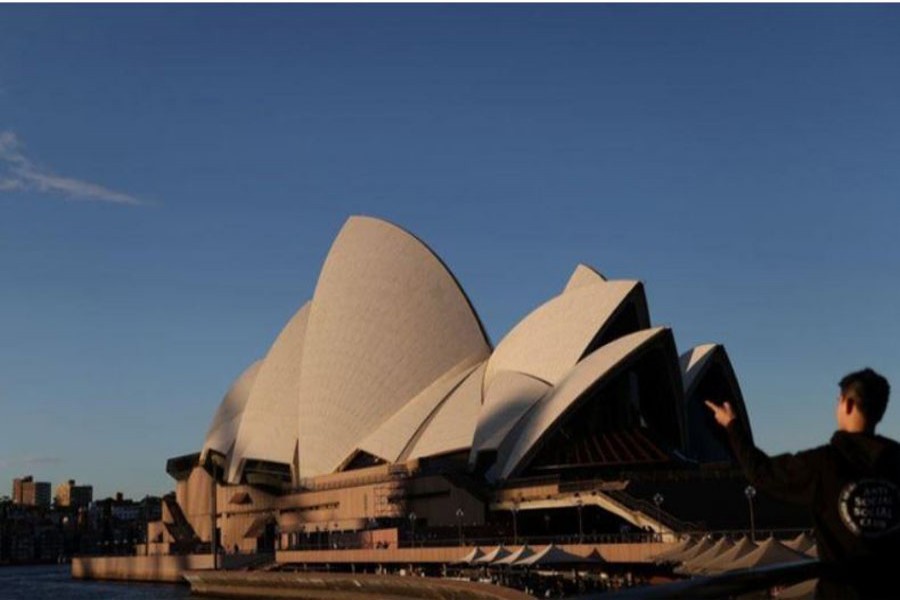 The Sydney Opera House is seen following the easing of restrictions implemented to curb the spread of the coronavirus disease (COVID-19) in Sydney, Australia, Jun 23, 2020. REUTERS