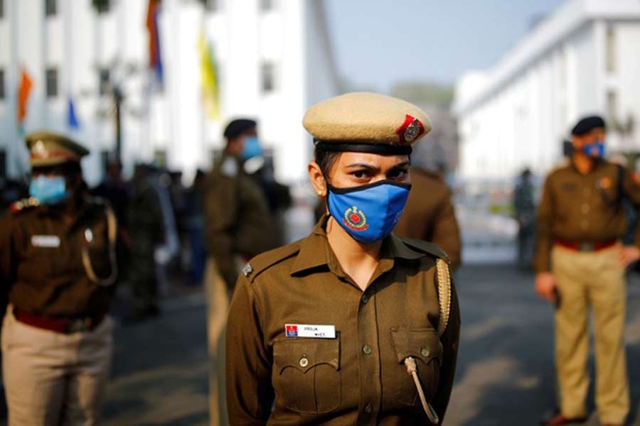 India arrests 10 men under new anti-conversion law