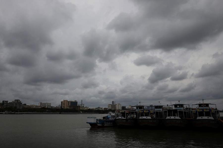 Clouds cover the skies over the river Ganges ahead of Cyclone Amphan in Kolkata in India. The photo was taken on May 19 this year. –Reuters file photo