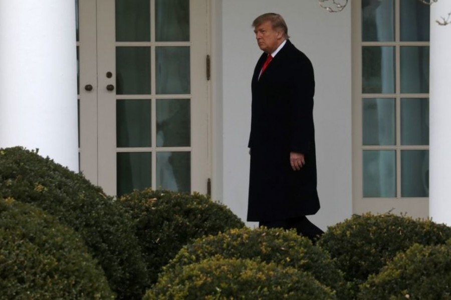 US President Donald Trump walks to the Oval Office after returning from Mar-A-Lago to the White House in Washington, US on December 31, 2020 — Reuters/Files