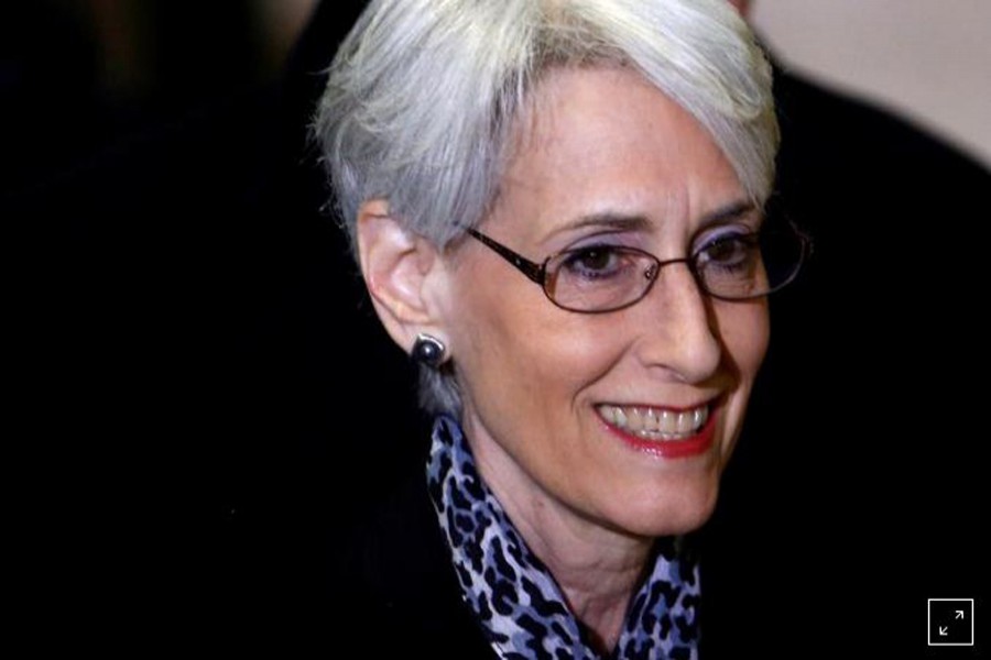 FILE PHOTO: Wendy Sherman arrives for a meeting on Syria at the United Nations European headquarters in Geneva February 13, 2014. REUTERS/Denis Balibouse/File Photo