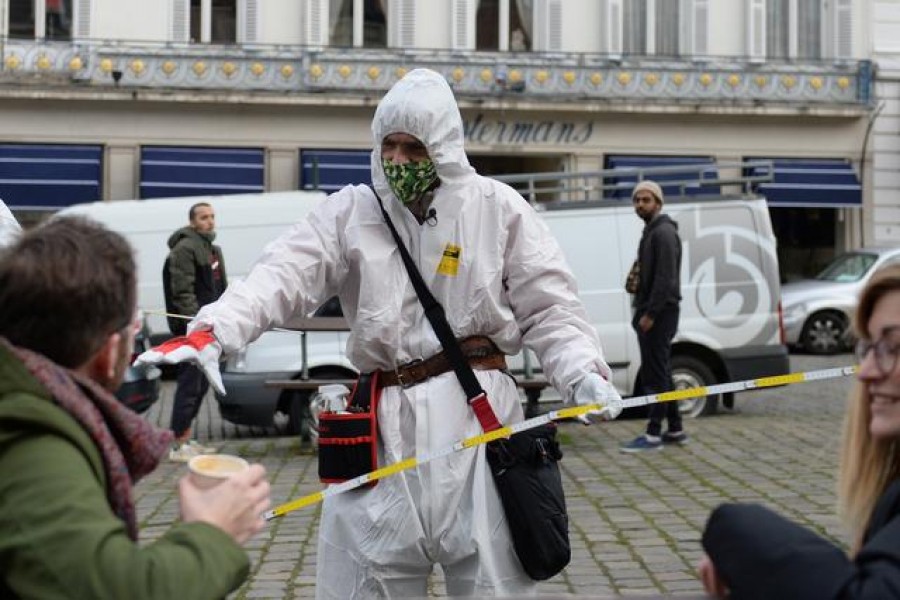 Brussels "COVID boys" to police pandemic rules