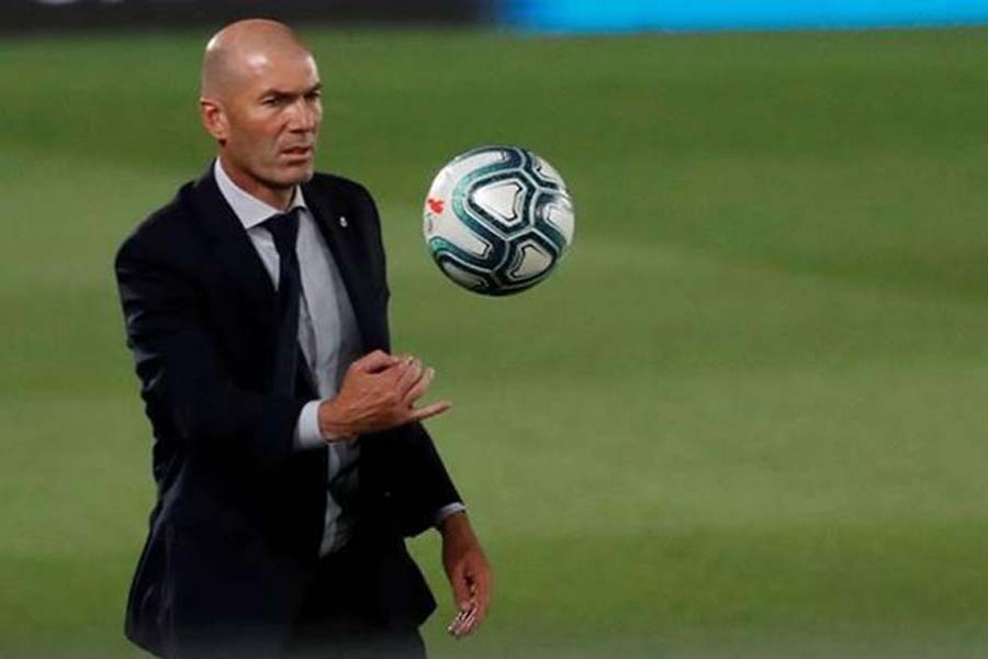 Real Madrid coach Zidane tests positive for Covid-19
