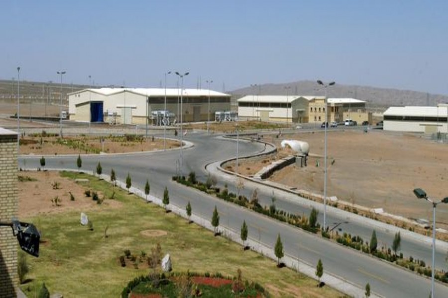 FILE PHOTO: A view of the Natanz uranium enrichment facility 250 km (155 miles) south of the Iranian capital Tehran, March 30, 2005. REUTERS/Raheb Homavandi