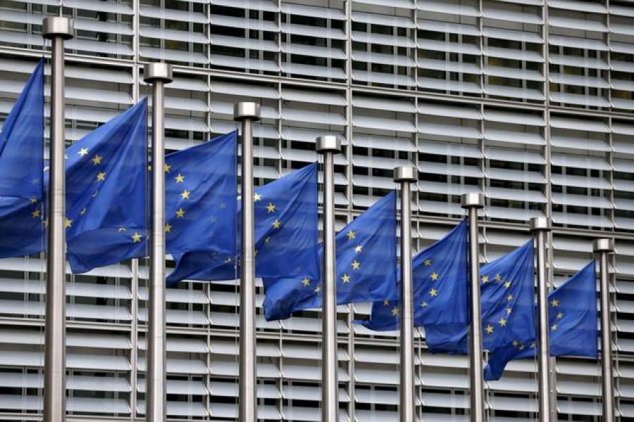 FILE PHOTO: European Union flags flutter outside the EU Commission headquarters in Brussels, Belgium, in this file picture taken October 28, 2015. REUTERS/Francois Lenoir
