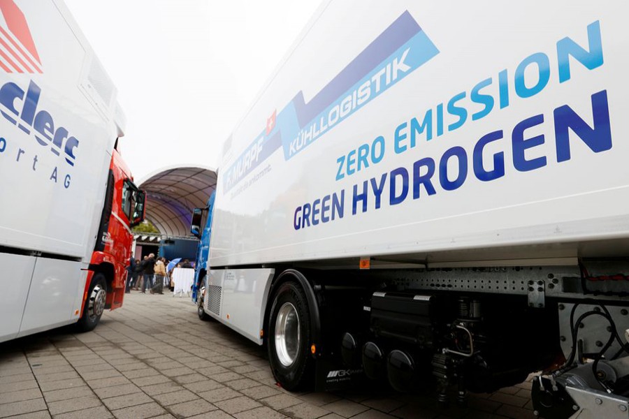 A new hydrogen fuel cell truck made by Hyundai is pictured ahead of a media presentation for the zero-emission transport of goods at the Verkehrshaus Luzern (Swiss Museum of Transport) in Luzern, Switzerland on October 7, 2020 — Reuters/Files