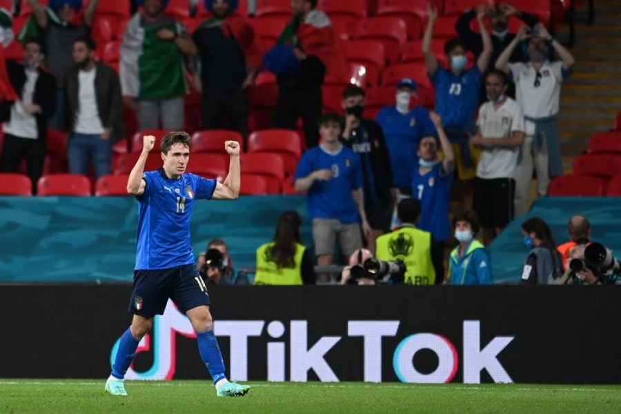 Euro 2020 - Round of 16 - Italy v Austria - Wembley Stadium, London, Britain - June 26, 2021 Italy's Federico Chiesa celebrates scoring their first goal Pool via REUTERS/Andy Rain