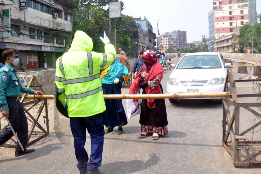 526 vehicles fined Tk 1.22m in Dhaka for breaching lockdown rules