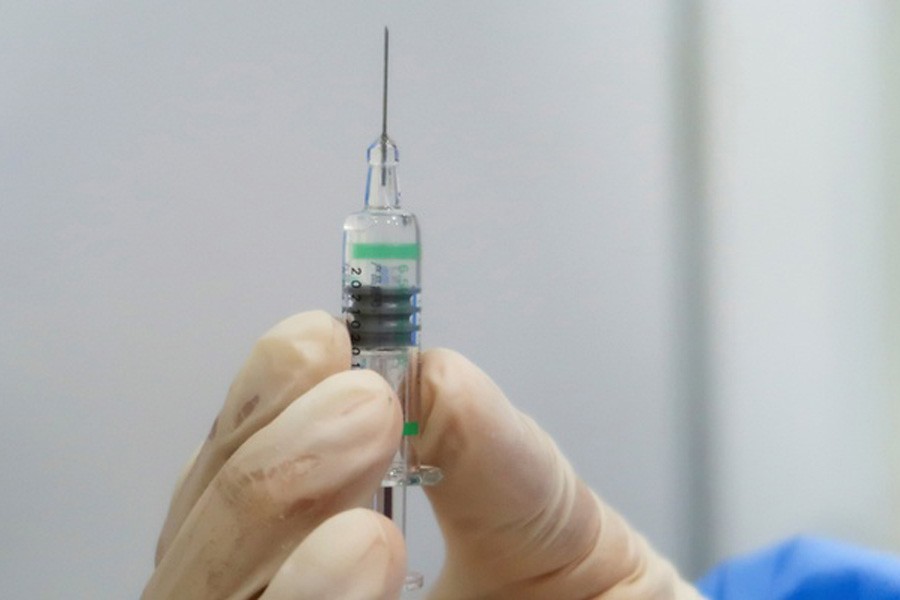 Chinese producers to supply more than half a billion vaccines to COVAX