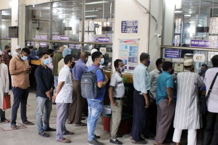 Bangladesh Bank re-fixes banking hours