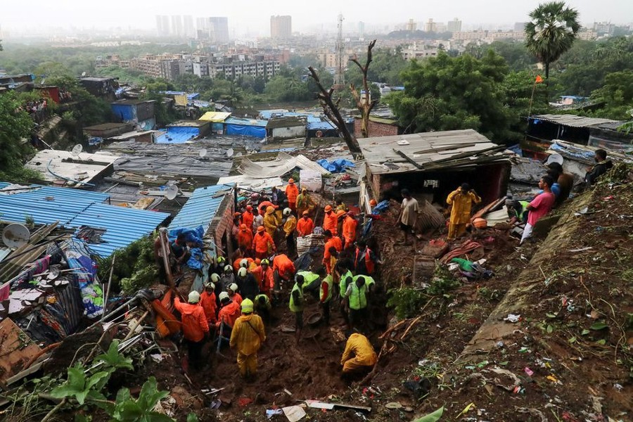 Rescue workers search for survivors after a residential house collapsed due to landslide caused by heavy rainfall in Mumbai, India on July 18, 2021 — Reuters/Files