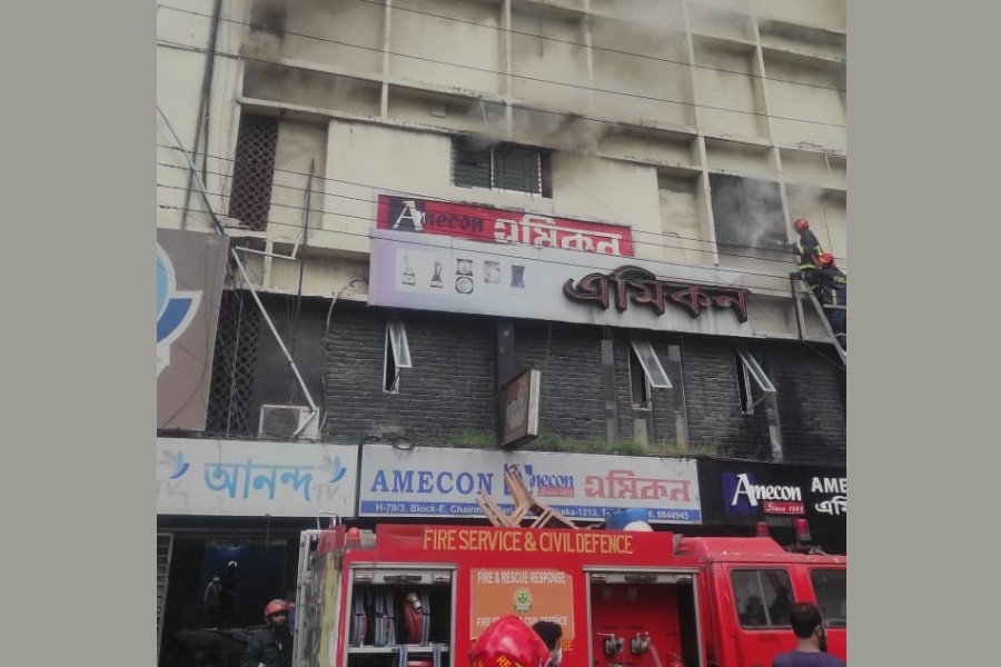 Fire at Ananda TV building in Banani