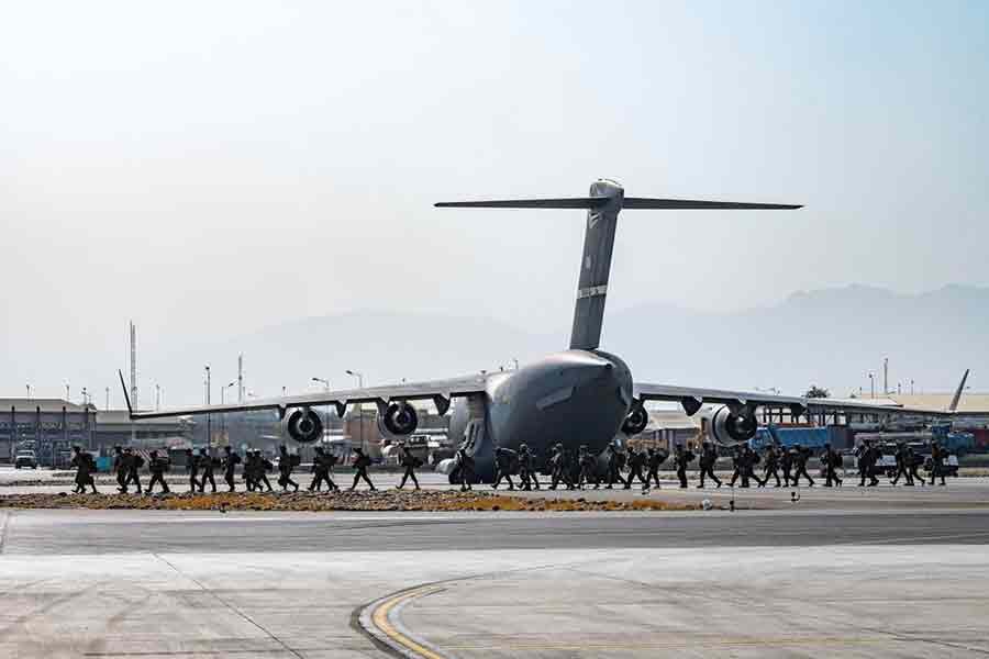 US Soldiers, assigned to the 82nd Airborne Division, arriving to provide security in support of Operation Allies Refuge at Hamid Karzai International Airport in Kabul of Afghanistan on Friday -Reuters photo