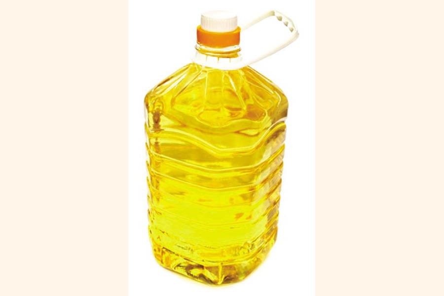 Bangladesh government plans to stop selling unpacked soybean oil