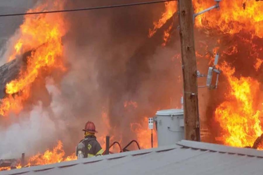 40 killed in fire at Indonesian prison