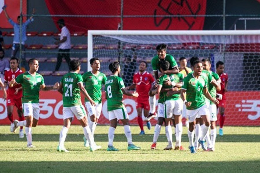 Late penalty crushes Bangladesh's SAFF final hopes