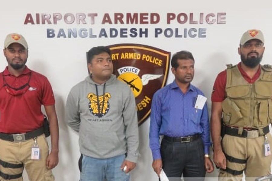 Two arrested at Dhaka airport with Tk 14m worth foreign currency