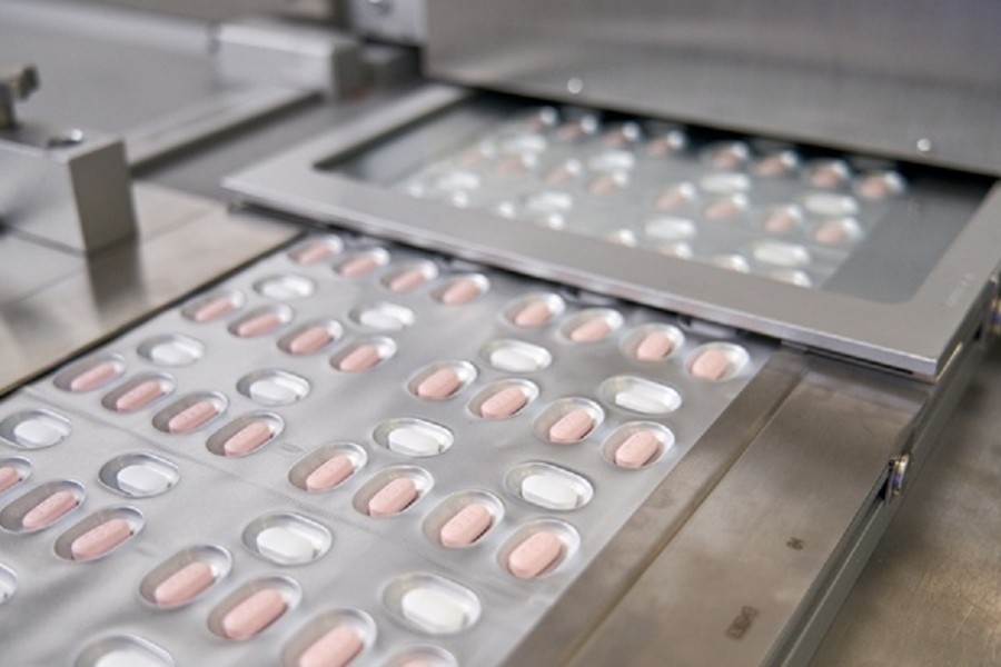 Paxlovid, a Pfizer's coronavirus disease (COVID-19) pill, is seen manufactured in Ascoli, Italy, in this undated handout photo obtained by Reuters on November 16, 2021. Pfizer/Handout via REUTERS