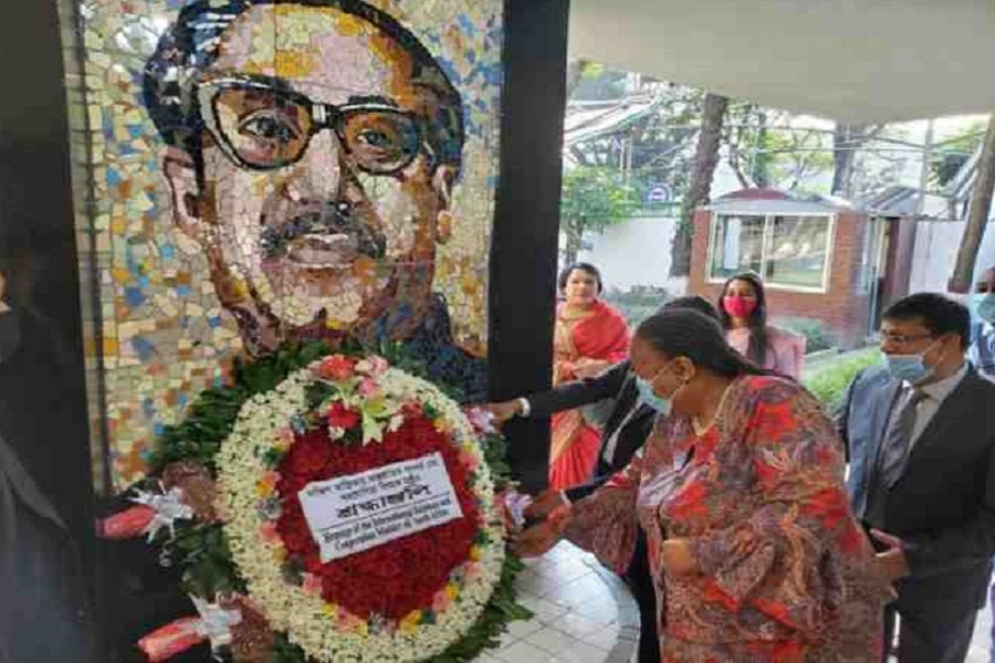 S African Minister calls Bangabandhu, Mandela great visionary leaders 