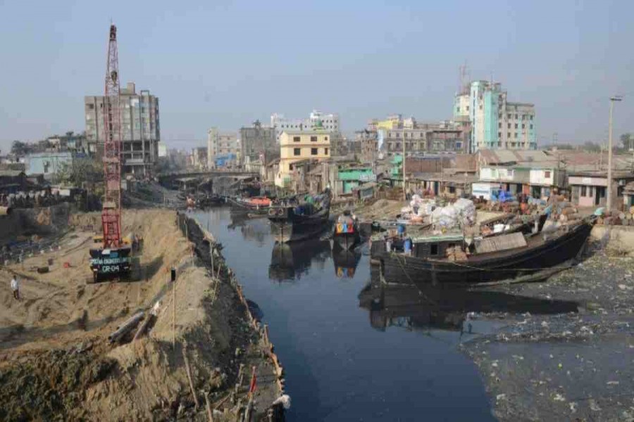 HC seeks list of all the rivers and illegal occupiers from government