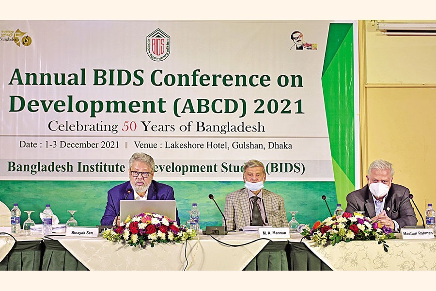 Planning Minister MA Mannan (centre), Prime Minister's Economic Affairs Adviser Mashiur Rahman (right) and BIDS DG Dr Binayak Sen (left) at the Annual BIDS Conference on Development (ABCD) 2021 at a city hotel on Wednesday, marking the 50 years of Bangladesh