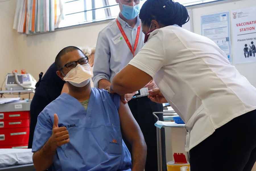 Africa needs its own COVID-19 vaccines to avoid supply problems, experts say