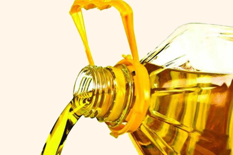 Govt turns down proposal to hike edible oil price