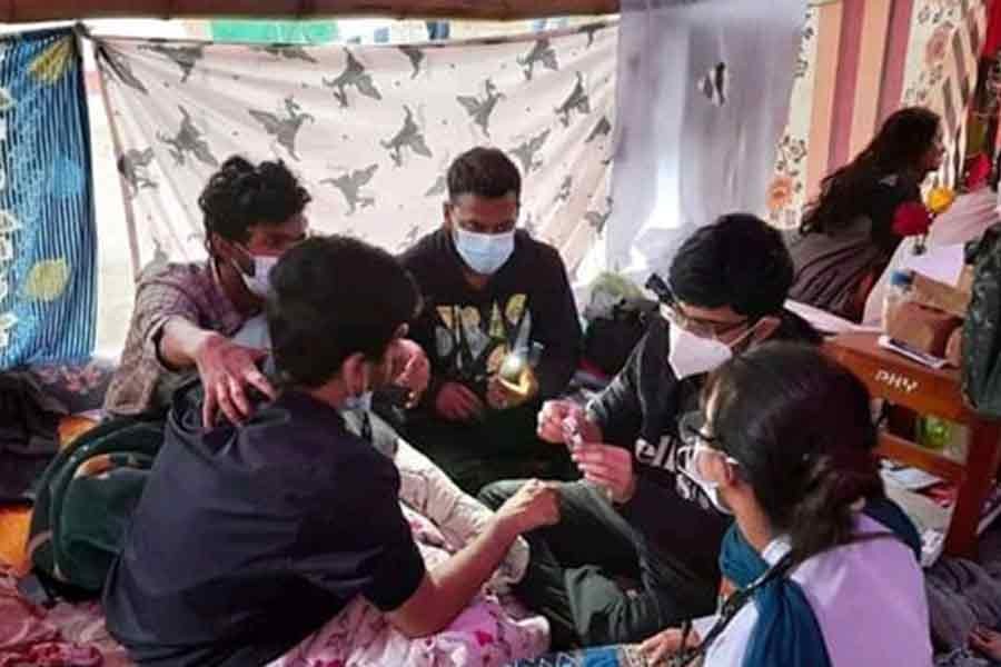 Hunger strike: SUST teachers ‘threaten’ participating students