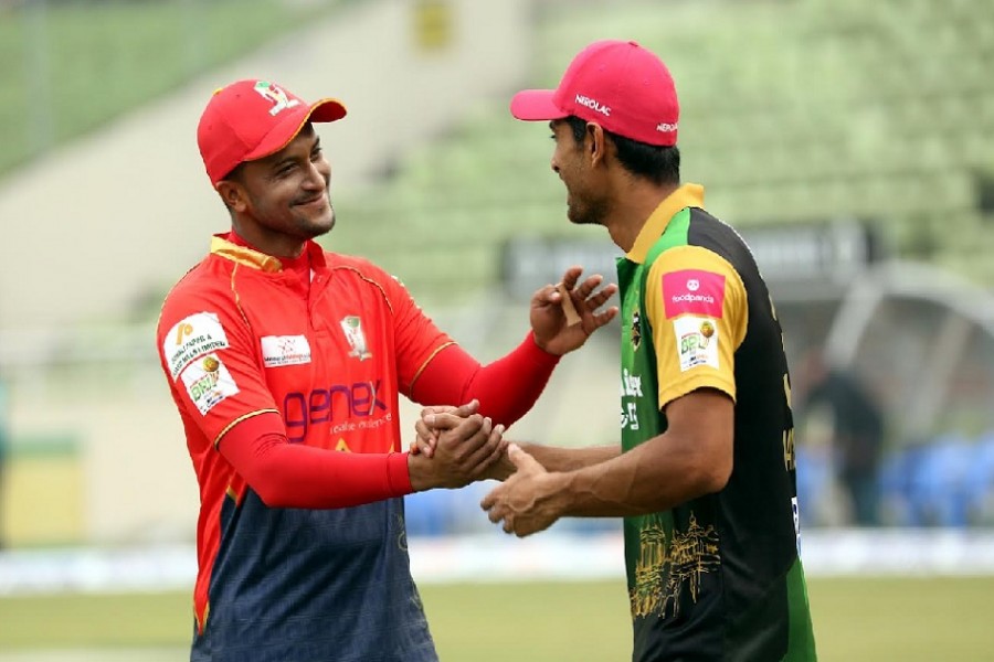 Shakib becomes fifth cricketer to join 400-wicket club in T20s