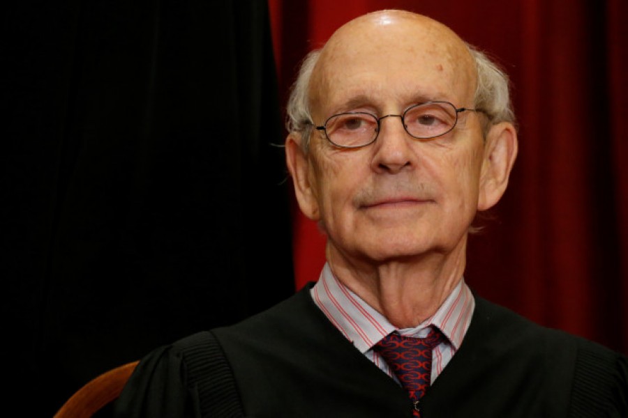 Biden to appoint a liberal Supreme Court judge as Justice Breyer retires shortly