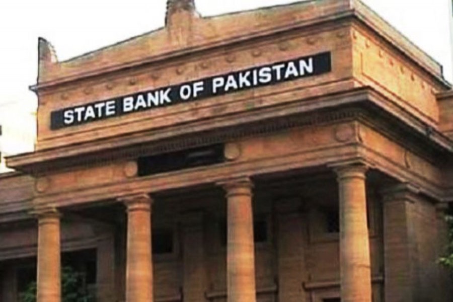 Pakistan passes law for central bank autonomy