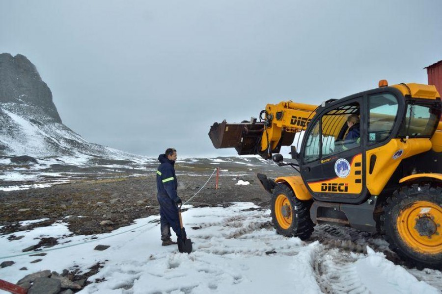 Antarctic fuel-eating microbes may help in plastic clean-up: Argentine scientists