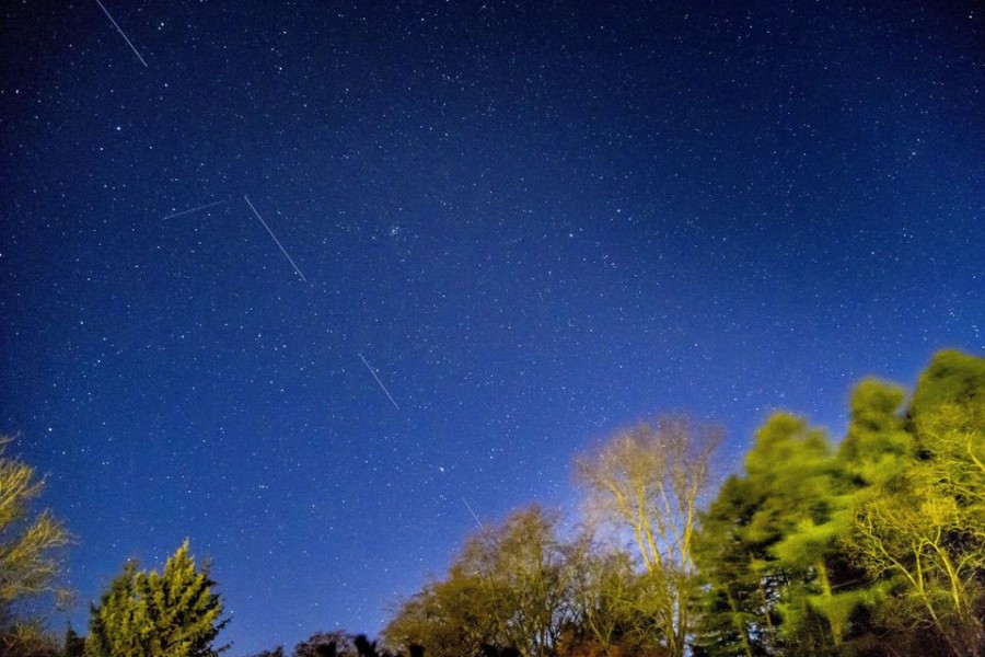 SpaceX Starlink 5 satellites are pictured in the sky seen from Svendborg on South Funen, Denmark April 21, 2020 – Ritzau Scanpix/Mads Claus Rasmussen via Reuters