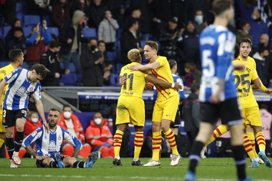 FC Barcelona's Luuk de Jong celebrates scoring their second goal with teammate Adama Traore — Reuters/Files