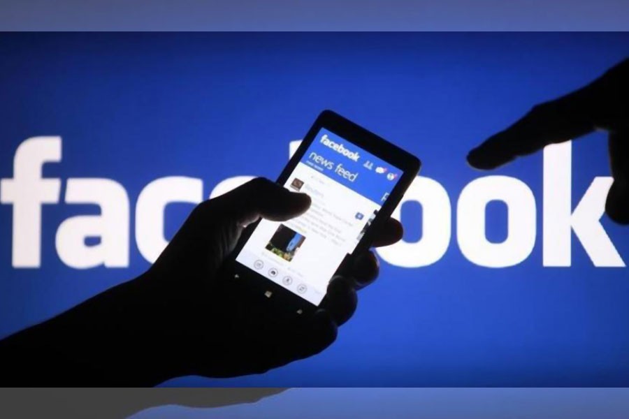 Russia limits access to Facebook amid Ukraine invasion