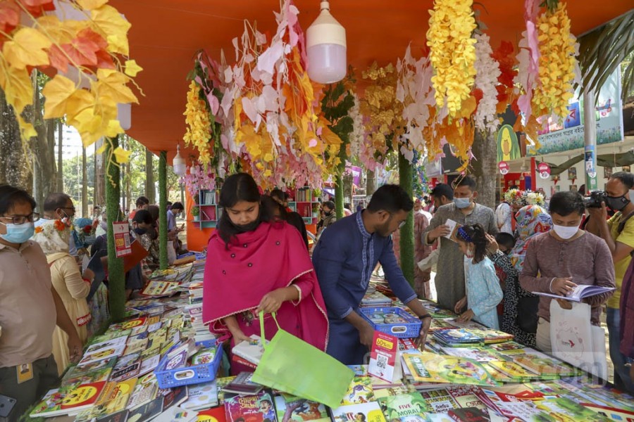 Ekushey Book fair pulls in large crowd