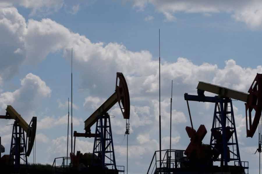 Russia seeks India’s investment in oil and gas sector