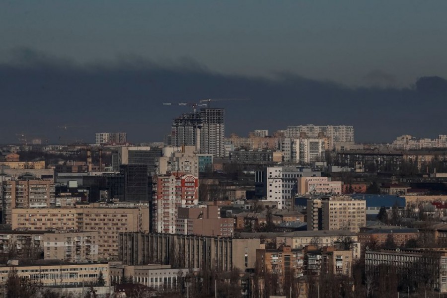 Smoke rises after shelling amid Russia's invasion, near Kyiv, Ukraine March 22, 2022. REUTERS/Gleb Garanich