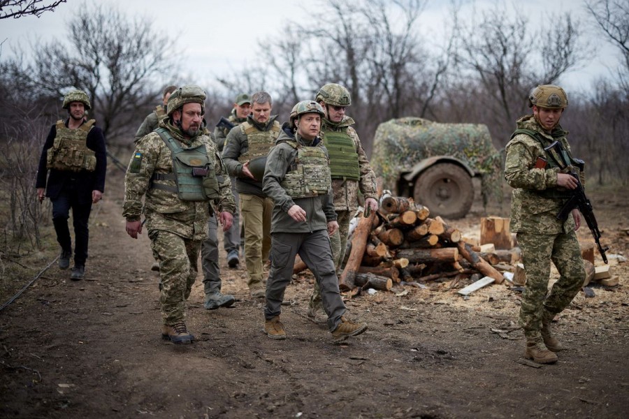 Ukraine's President Volodymyr Zelenskiy visits positions of armed forces near the frontline with Russian-backed separatists during his working trip in Donbass region, Ukraine April 8, 2021. Ukrainian Presidential Press Service/Handout via REUTERS