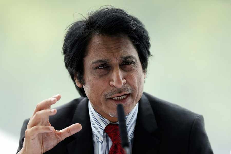 Imran Khan’s close friend Ramiz Raja may step down as PCB chairman