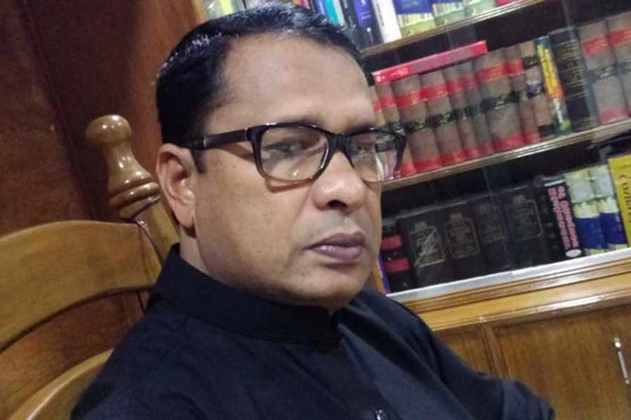 Detectives arrest BNP leader Maqbool over New Market clashes