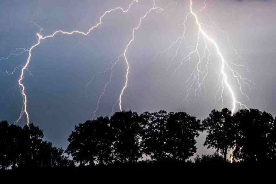 Lightning kills two in Sunamganj Haor