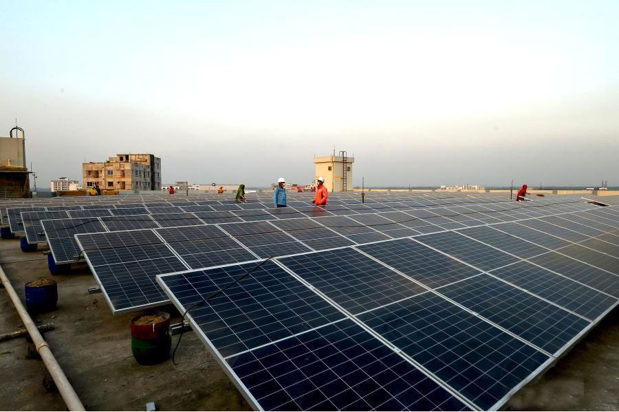 Photo taken on Jan. 3, 2021 shows solar panels installed at a factory building in Gazipur on the outskirts of capital Dhaka, Bangladesh. 	—Xinhua Photo