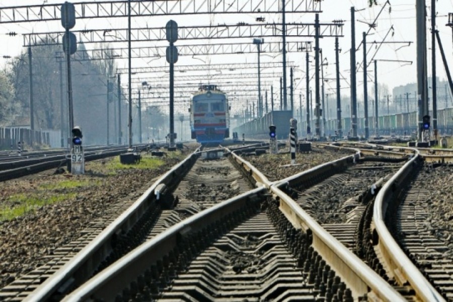 Five railway stations come under fire in Ukraine, casualties reported